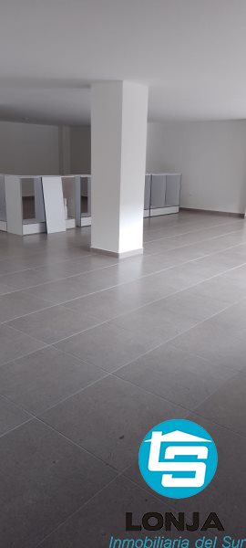 Local en Arriendo en Santa Maria